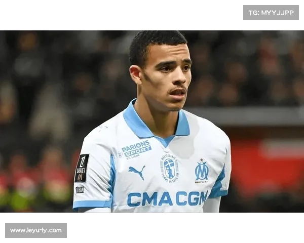 马赛客场5-1大胜尼斯，格林伍德双响奥巴梅扬传射。